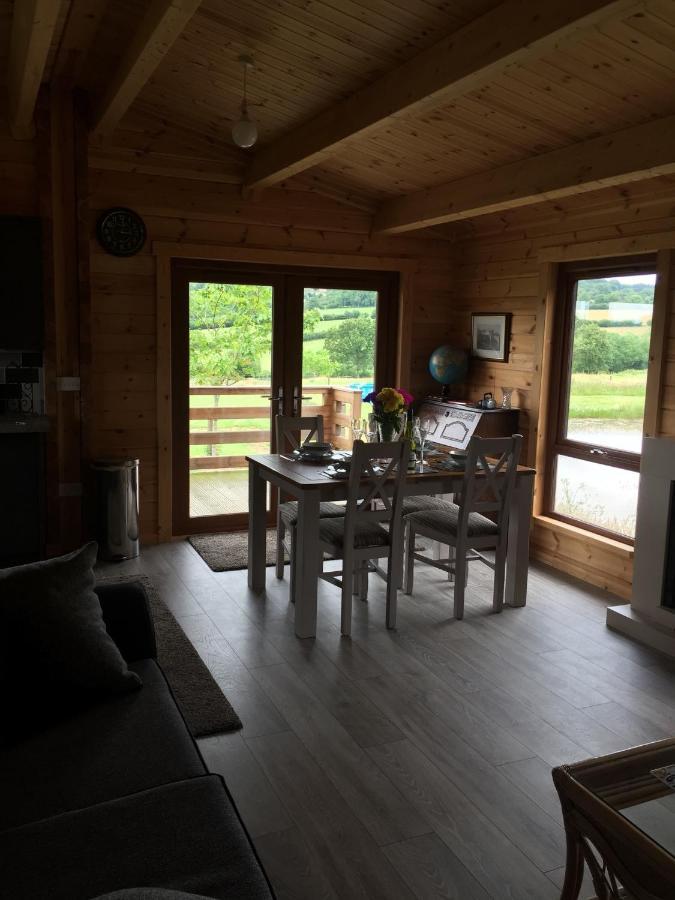 Redwood Lodge Ludlow Extérieur photo