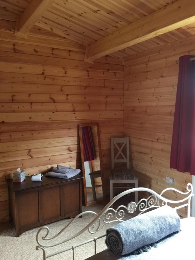 Redwood Lodge Ludlow Extérieur photo